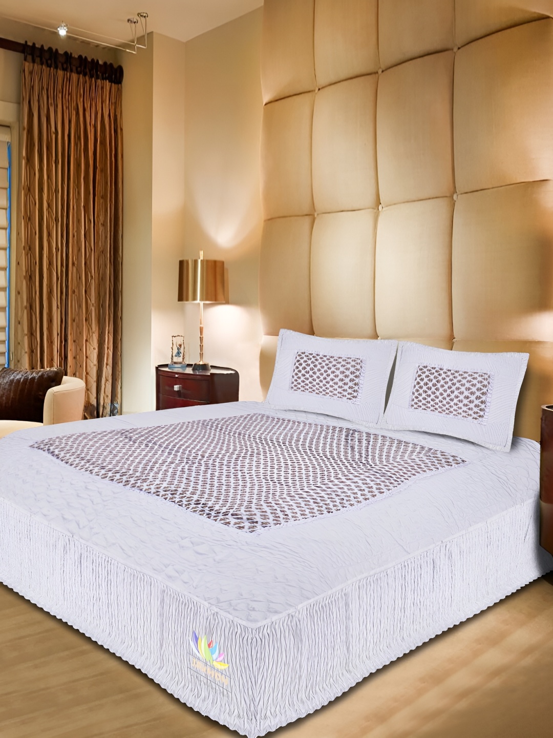 

Jaxmom White & Beige Ethnic Motifs 300 TC King Bedsheet with 2 Pillow Covers