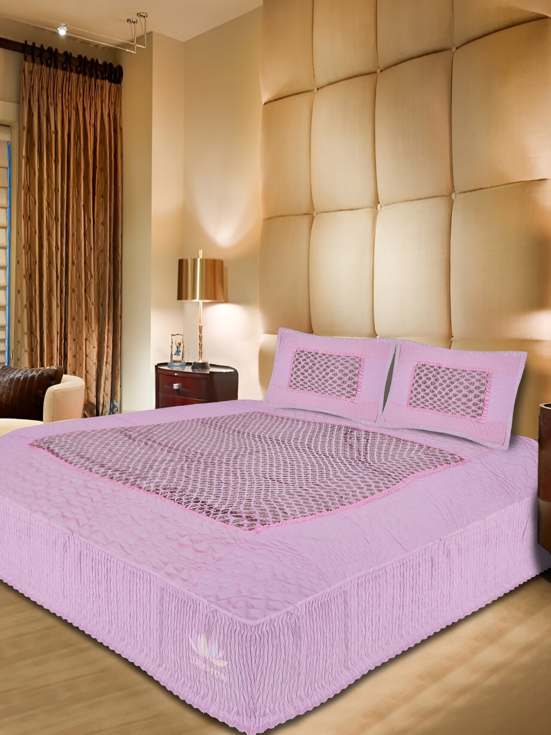 

Jaxmom Pink Ethnic Motifs 300 TC King Bedsheet with 2 Pillow Covers