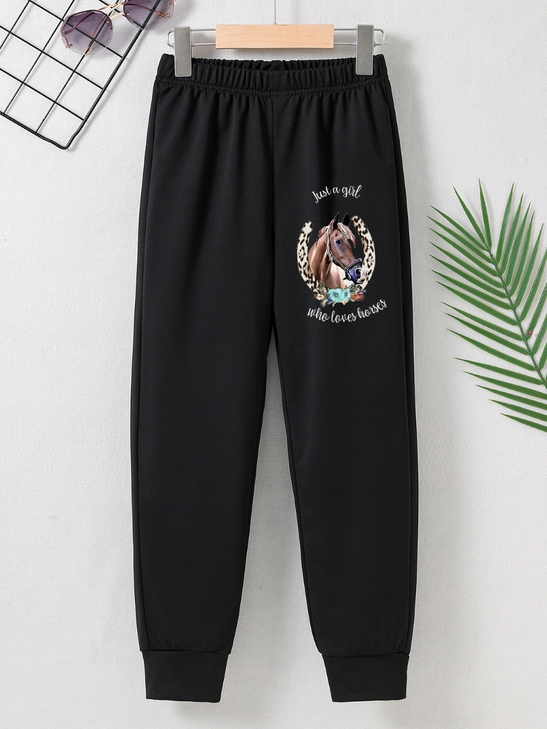 

StyleCast Girls Black Graphic Printed Mid Rise Joggers