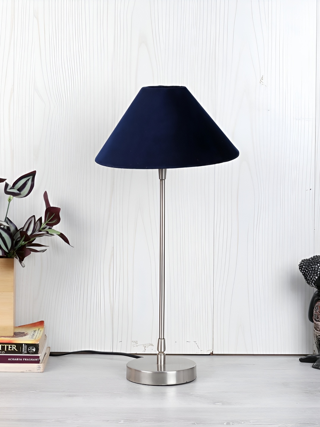 

Decor de Maison Blue Aluminium Frustum Table Lamp