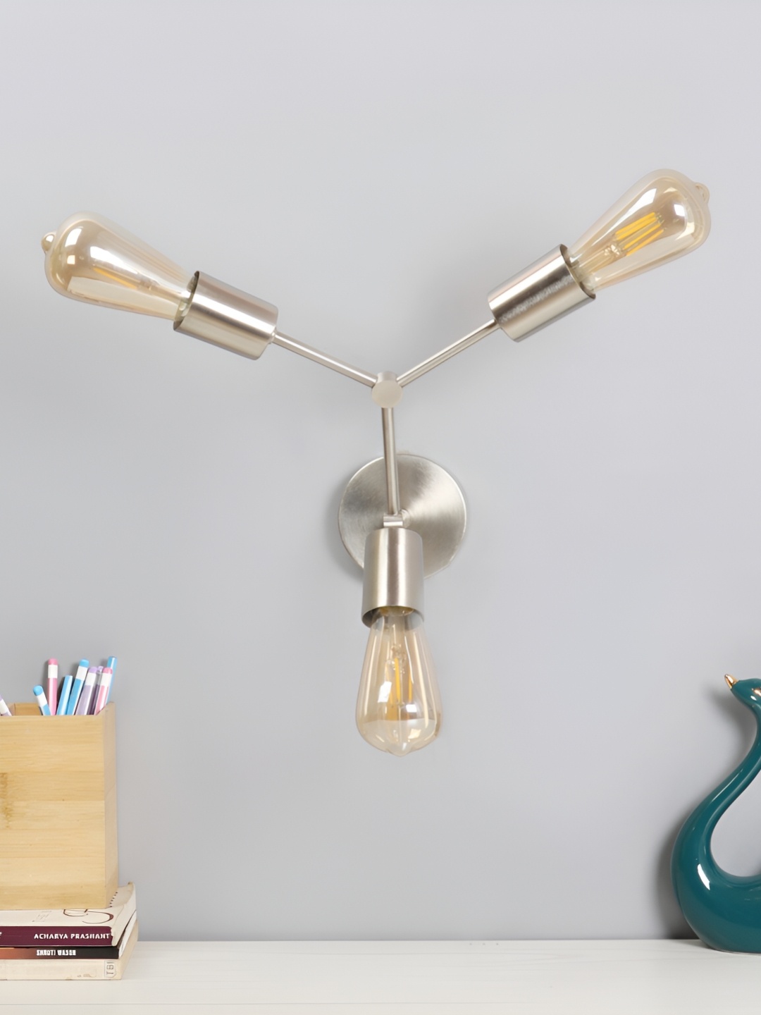 

Decor de Maison Silver-Toned Aluminium Abstract Shaped Wall Lamp