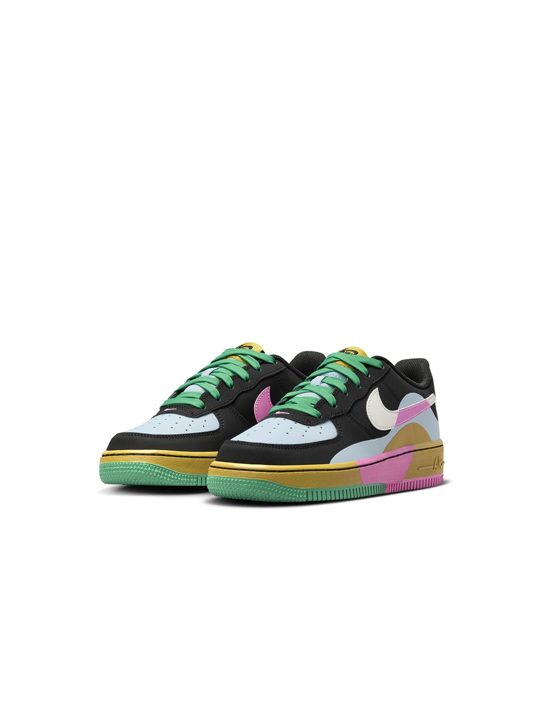 

Nike Boys Air Force 1 LV8 2 Older Sneaker, Black