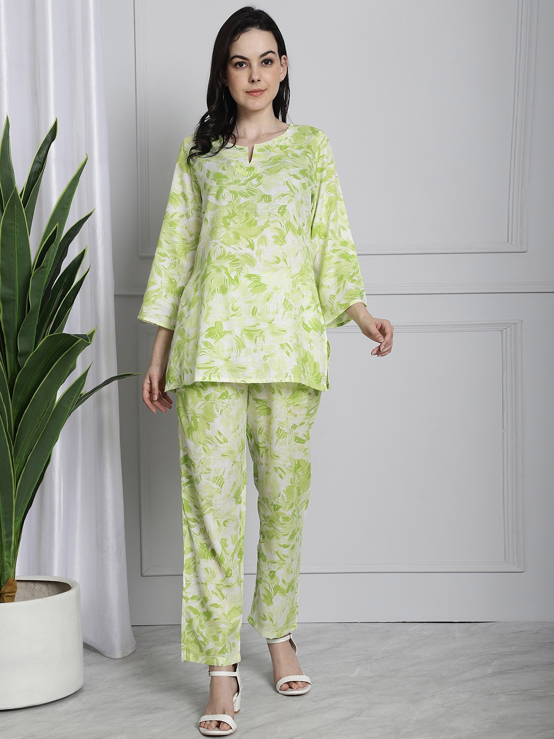 

Frempy Floral Printed Tunic With Trouser, Lime green