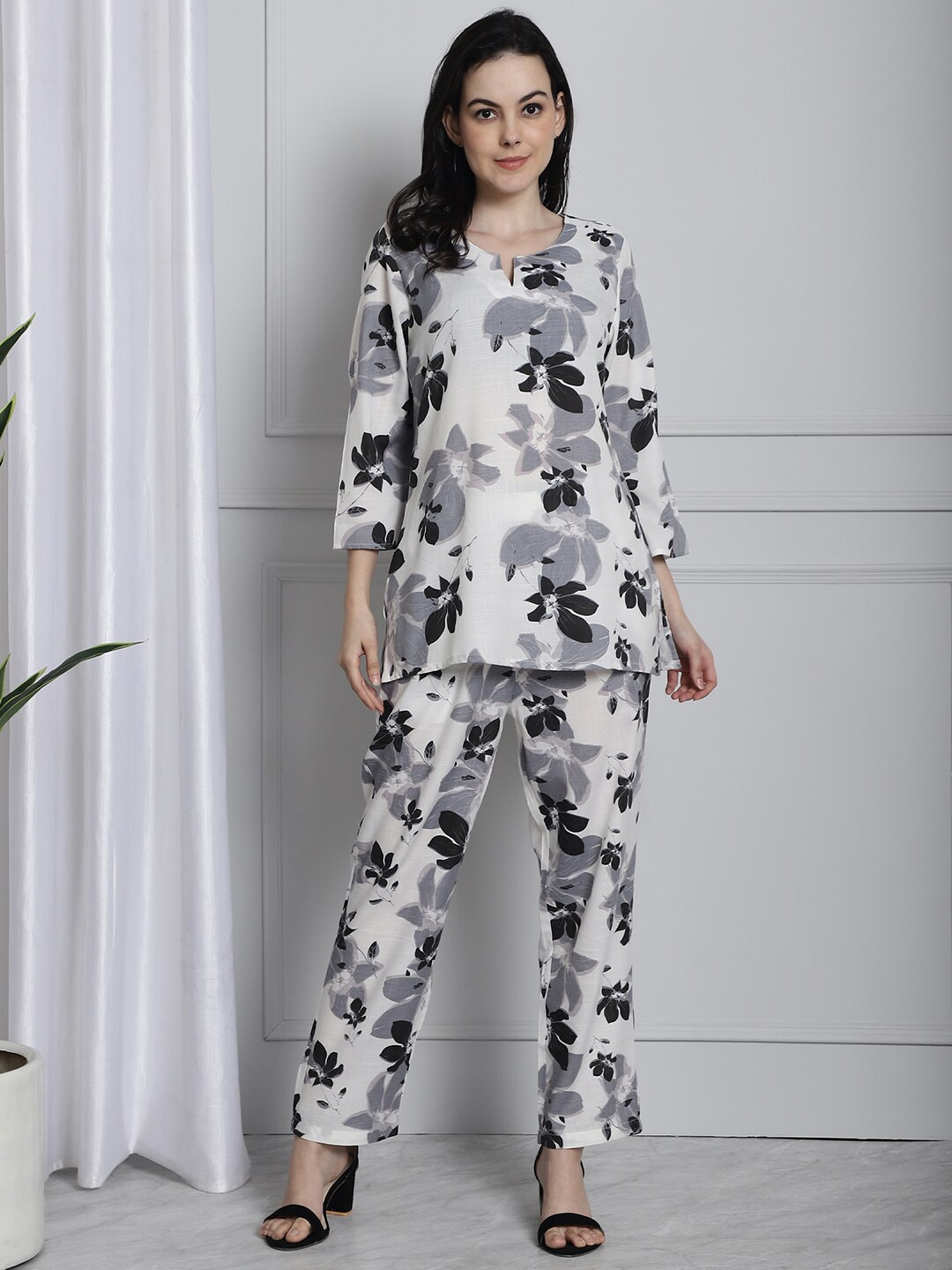 

Frempy Floral Printed Tunic With Trouser, White