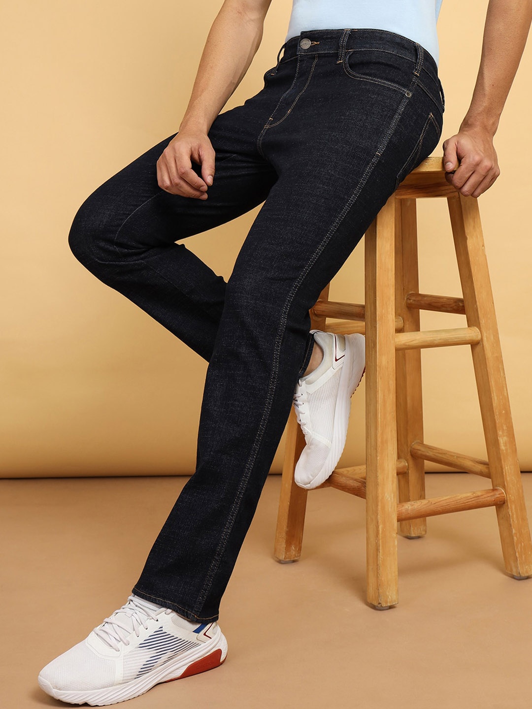 

Wrangler Men Millard Mid-Rise Clean Look Stretchable Jeans, Blue