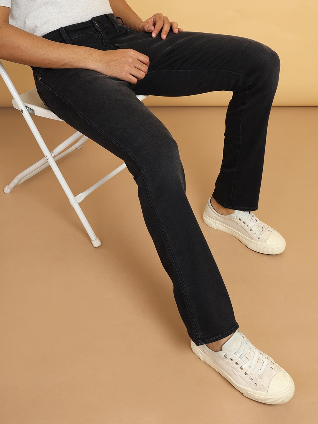 

Wrangler Men Millard Regular Fit Mid Rise Stretchable Jeans, Black