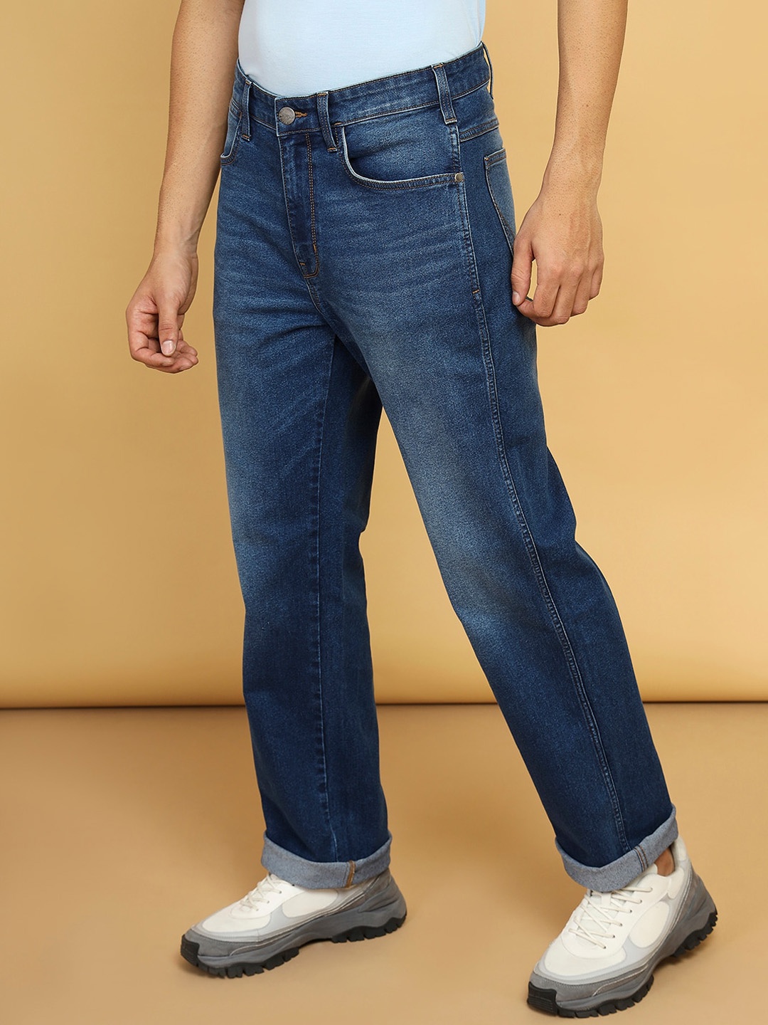 

Wrangler Men Redding Relaxed Loose Fit Low-Rise Heavy Fade Stretchable Jeans, Blue