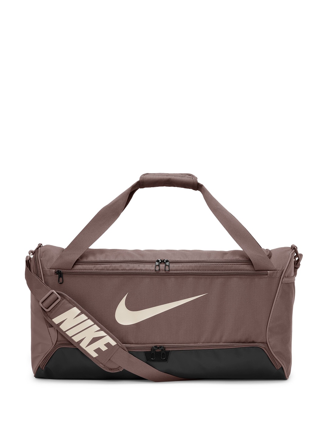 

Nike Brasilia 9.5 Purple Training Duffel Bag, Brown