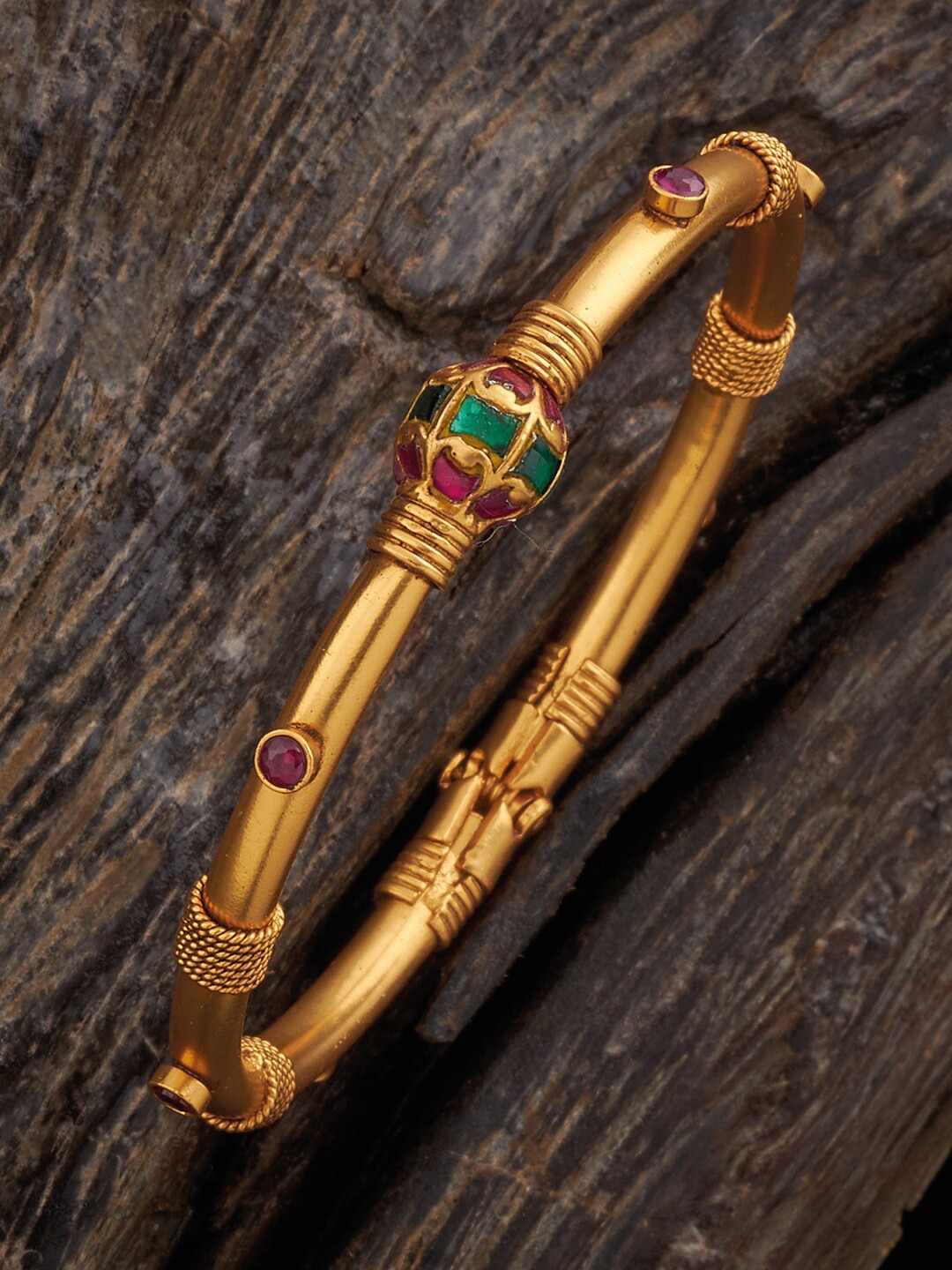 

Kushal's Fashion Jewellery Gold-Plated Stone-Studded Bracelet