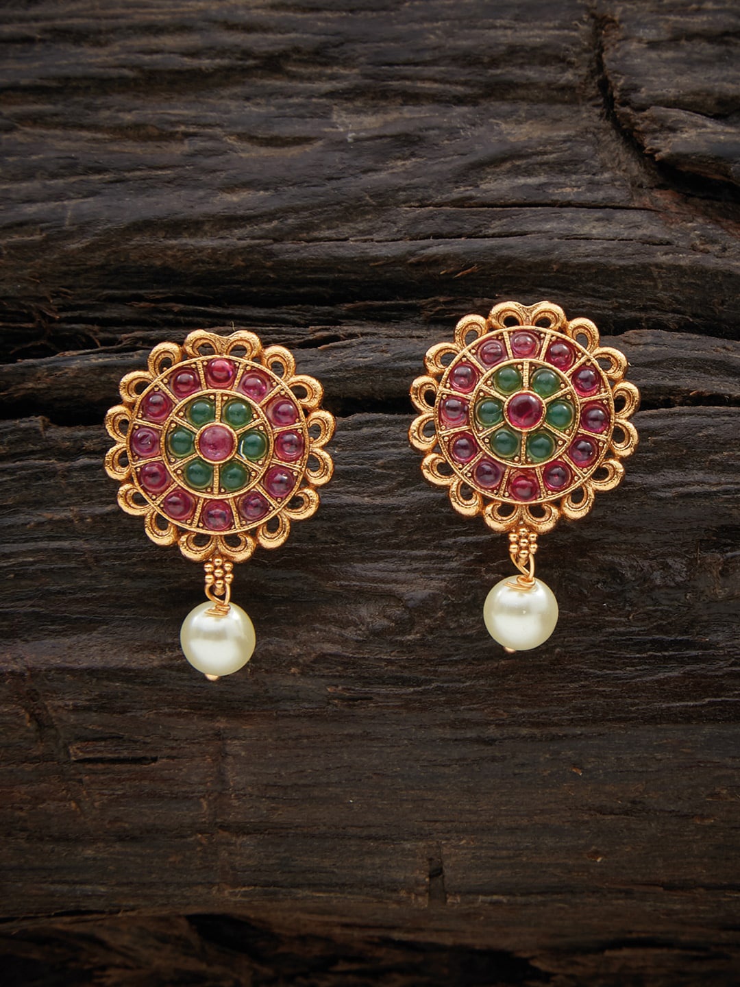 

Kushal's Fashion Jewellery Gold-Plated Classic Studs Earrings