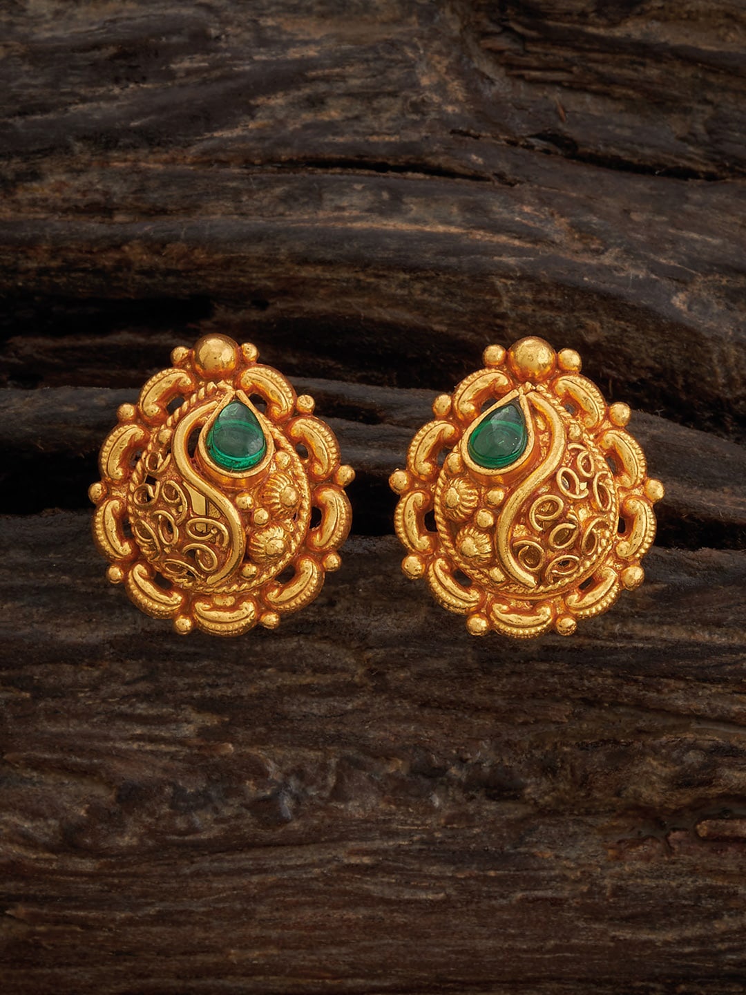 

Kushal's Fashion Jewellery Gold-Plated Classic Studs Earrings