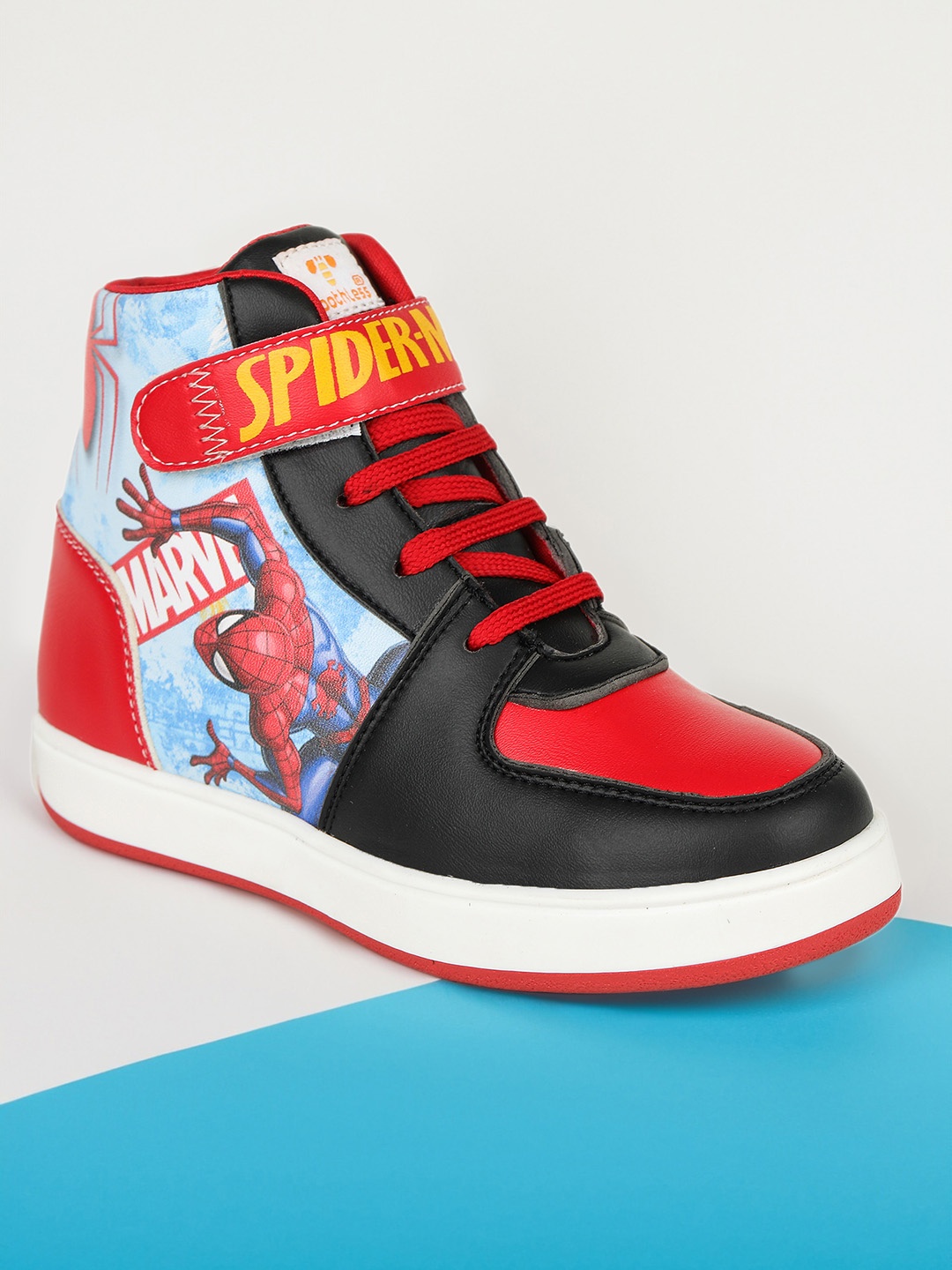 

toothless Boys Mid Top Spider-Man Printed Sneakers, Red