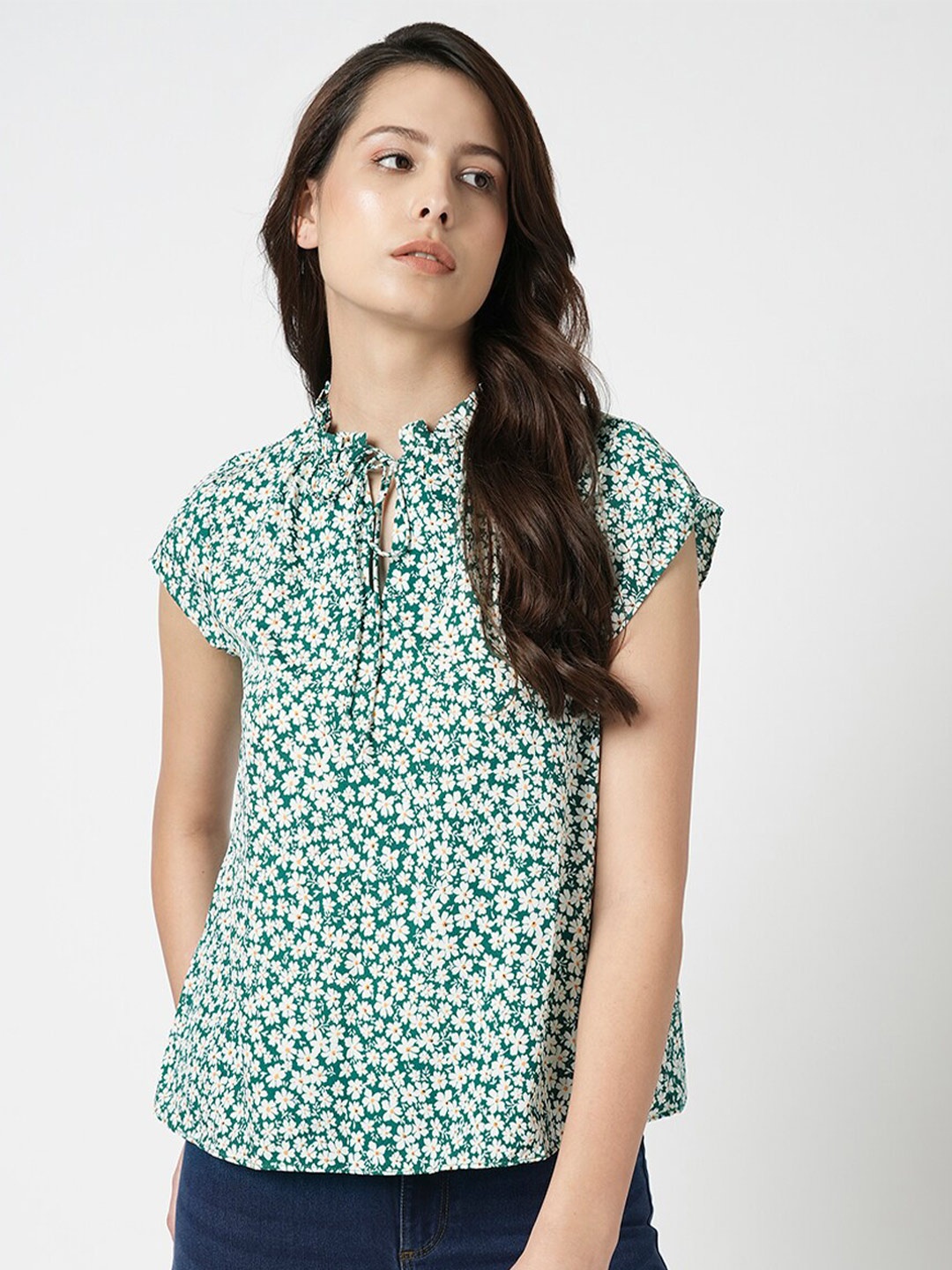 

Vero Moda Floral Printed Tie-Up Neck Blouson Top, Green