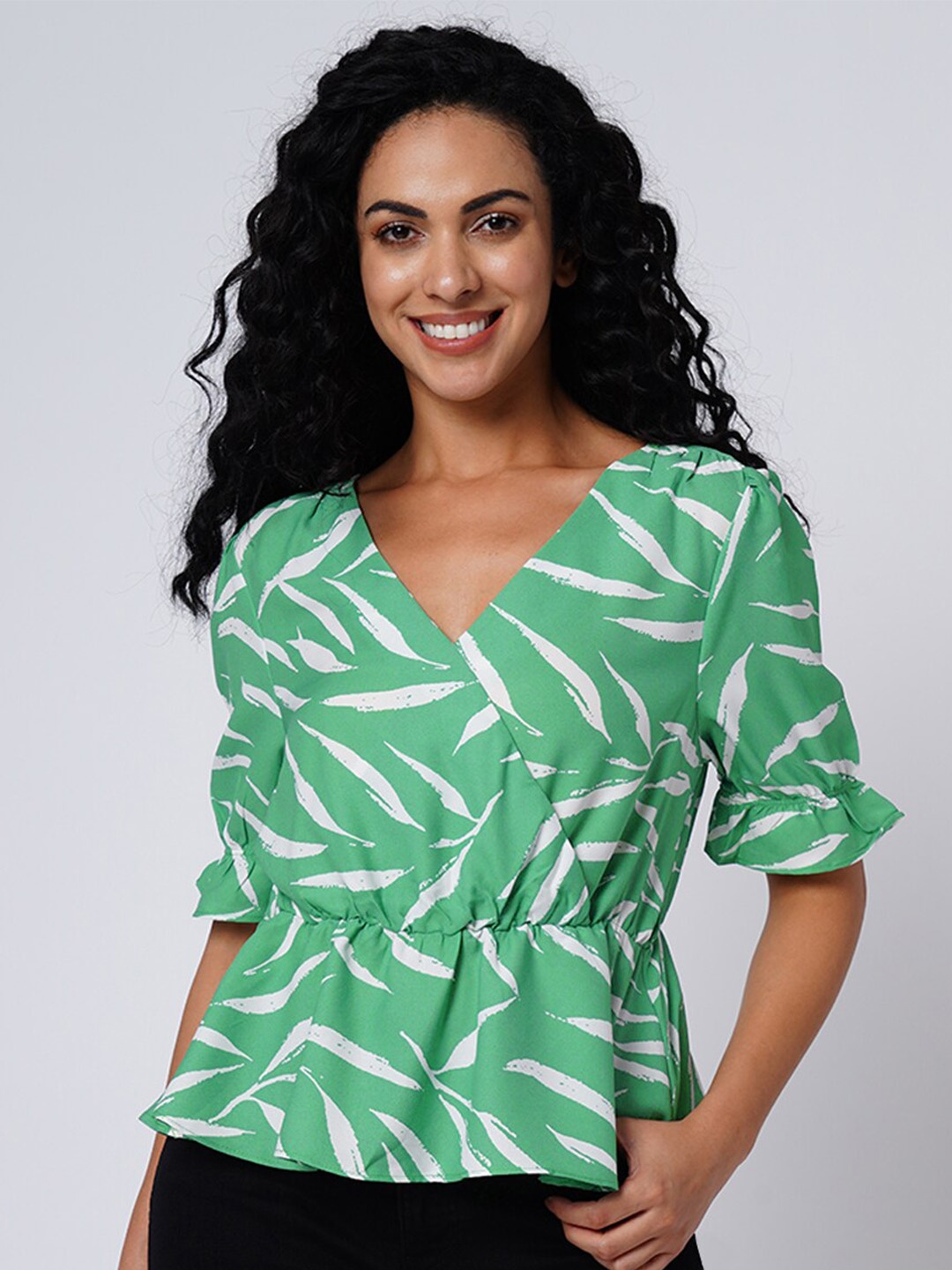 

Vero Moda Floral Printed V-Neck Blouson Top, Green