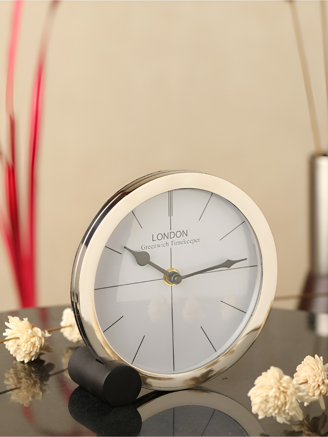 

Decor de Maison Silver Toned & White Round Contemporary Table Clock
