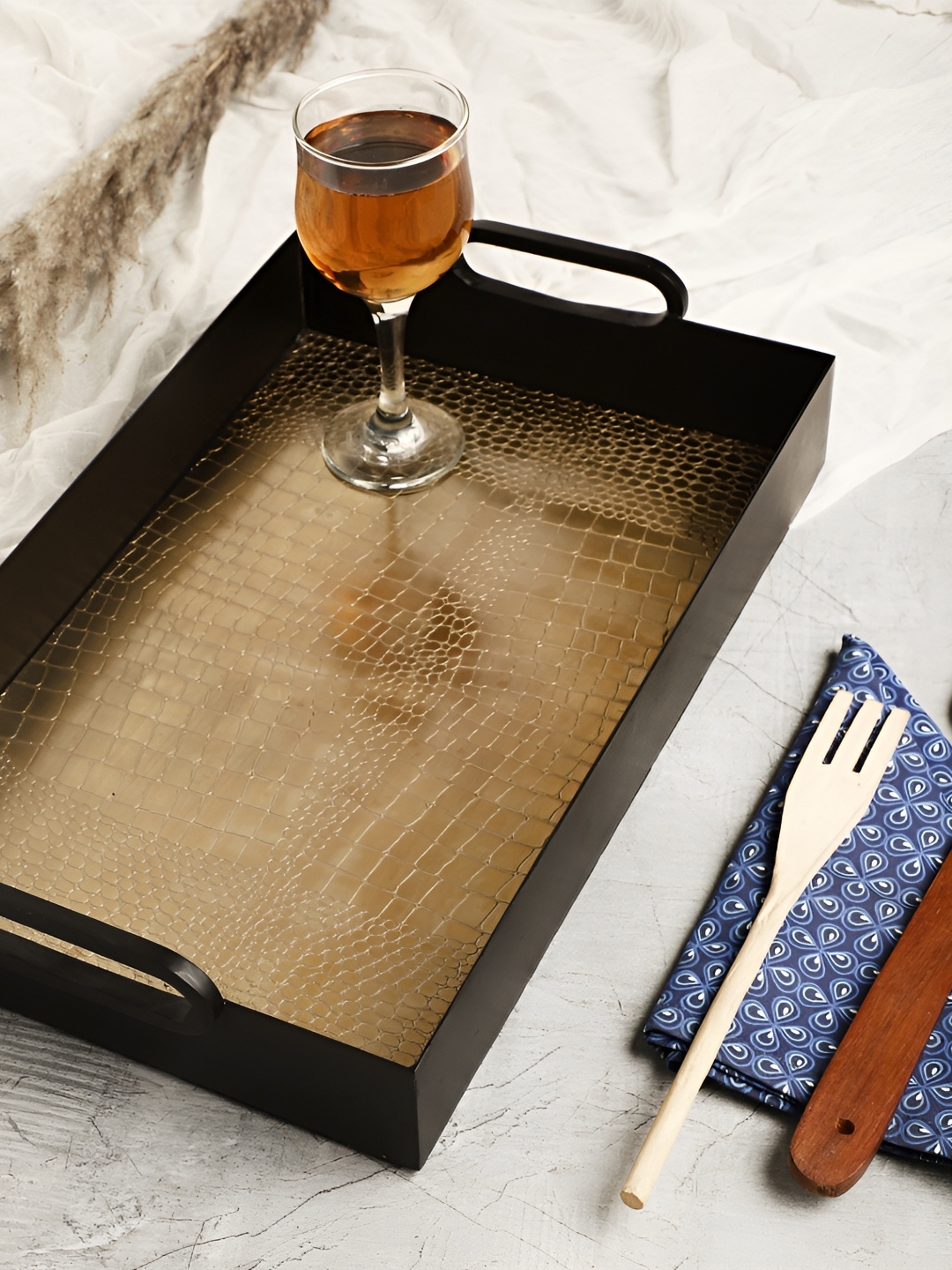 

Decor de Maison Gilbert Black & Gold-Toned Metal Tray With Handle