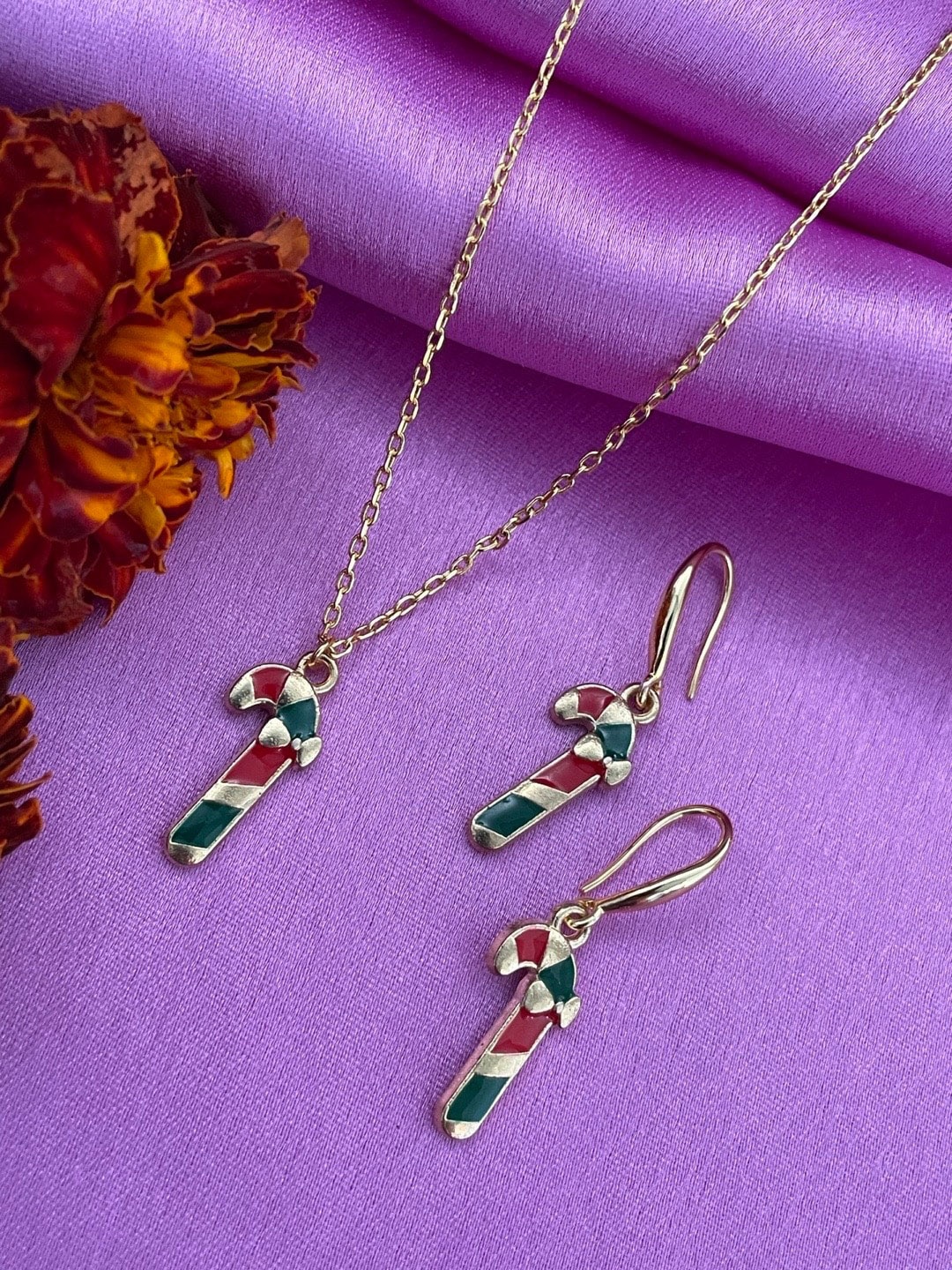 

Digital Dress Room Gold-Plated Jewellery Set