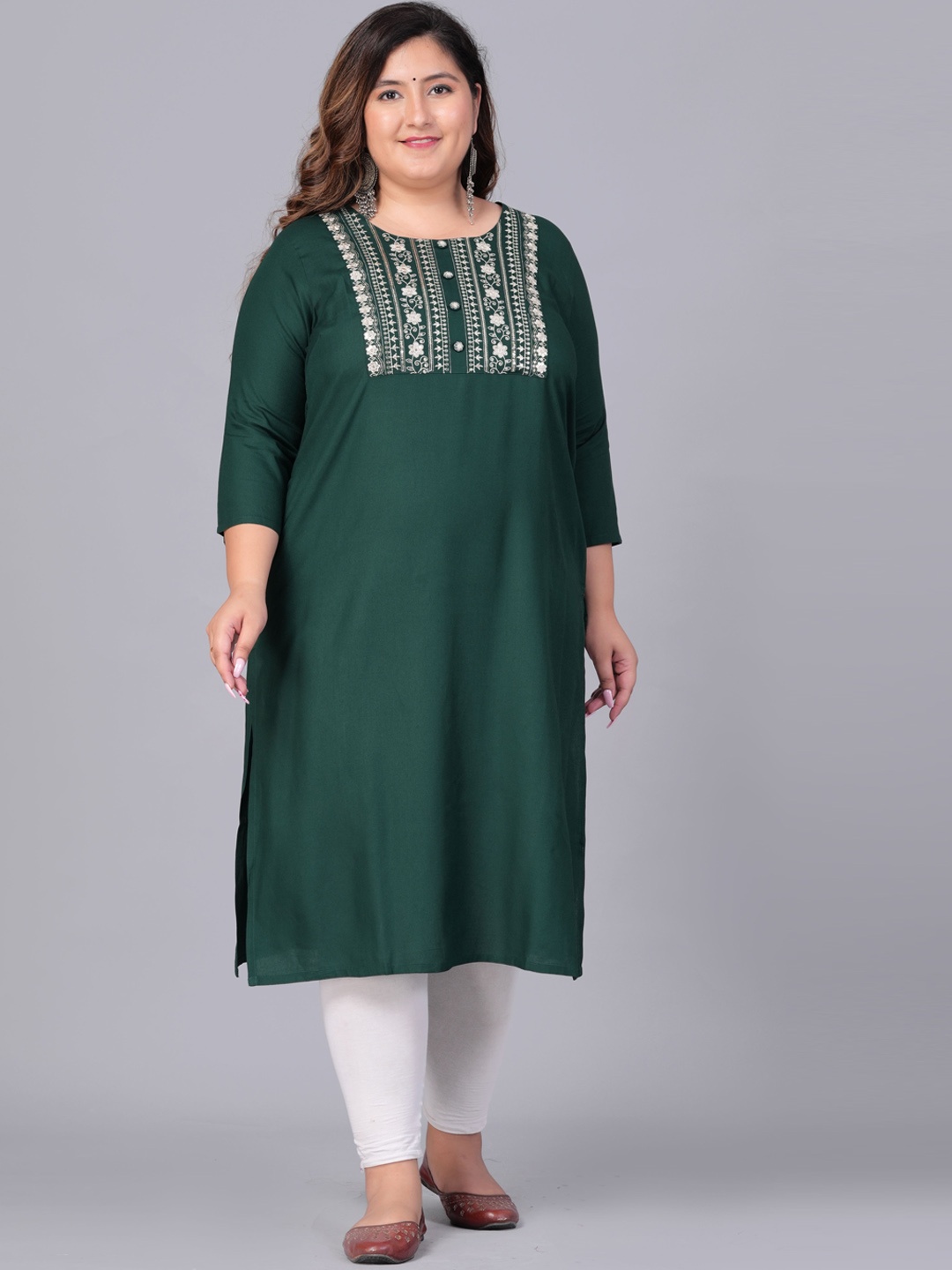 

BAESD Plus Size Floral Yoke Design Round Neck Thread Work Straight Kurta, Green