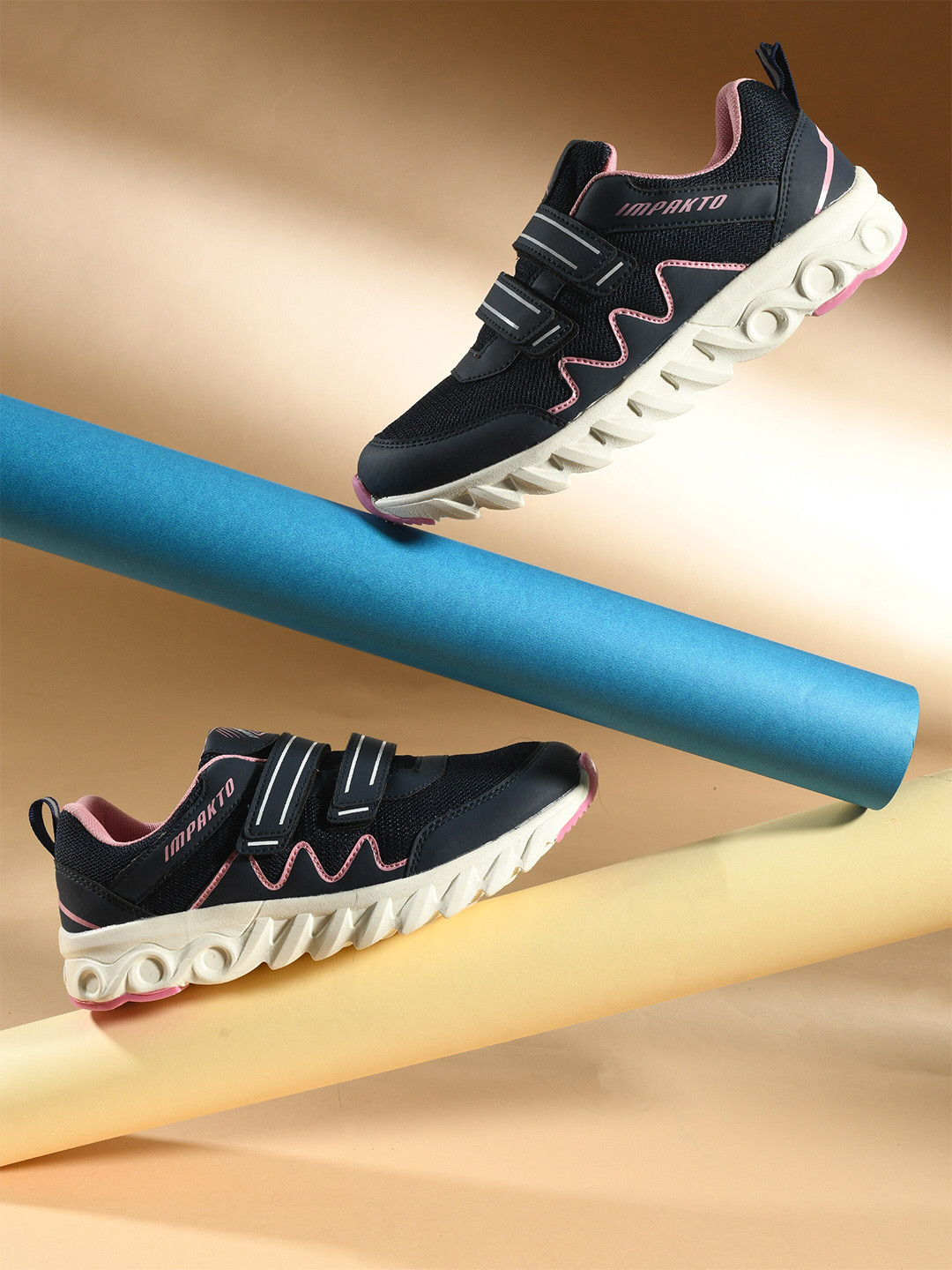 

IMPAKTO Women Lightweight Velcro Running Shoes, Navy blue