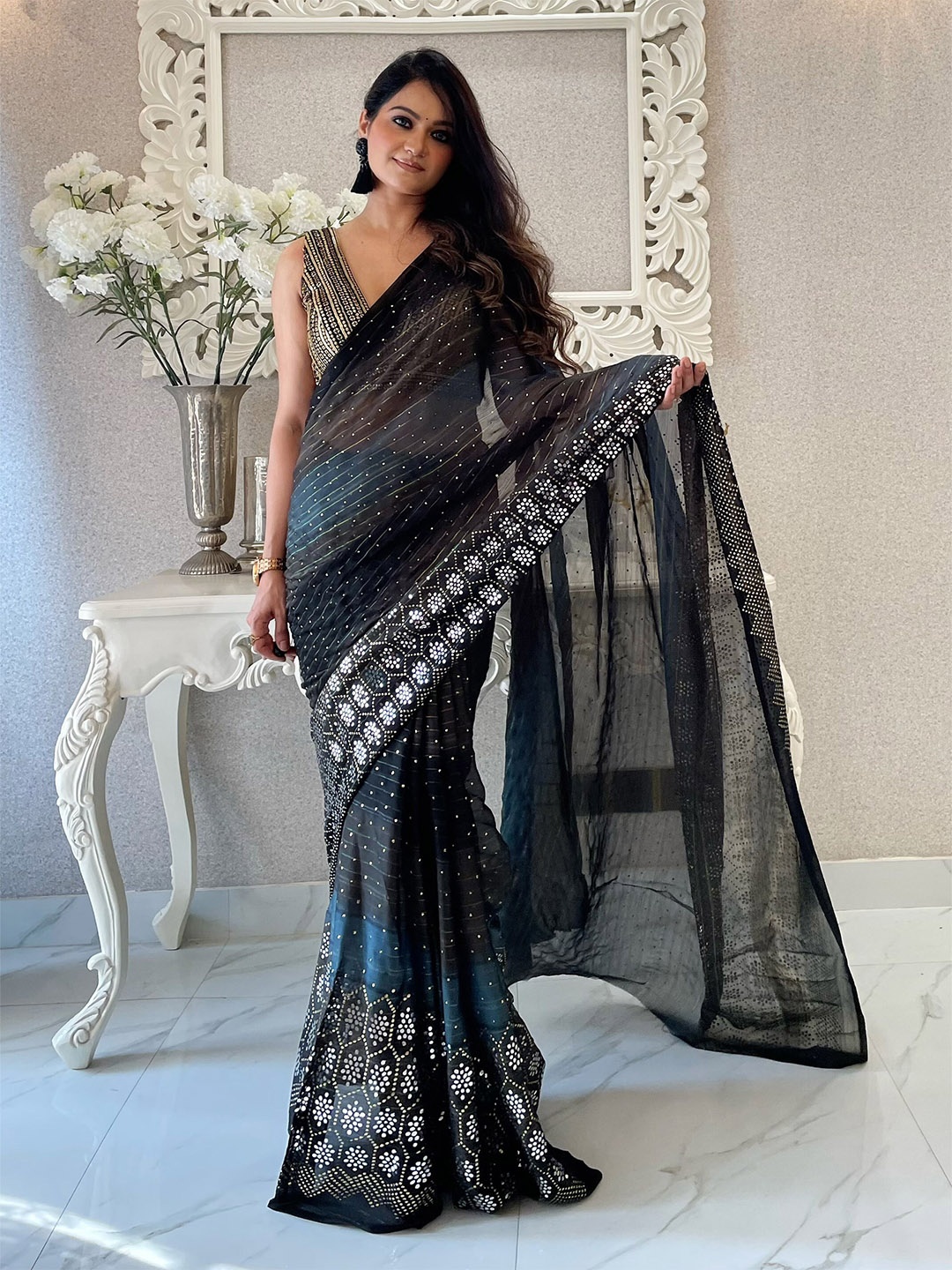 

Anouk Geometric Printed Saree, Navy blue