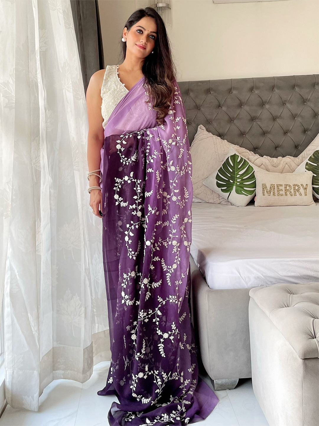 

Anouk Floral Embroidered Saree, Lavender