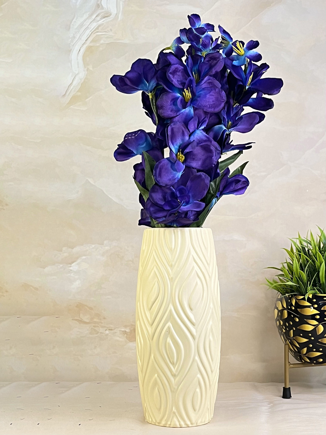 

Akaar Decor 5 Pieces Blue & Cream Orchid Artificial Flower with Long Pot
