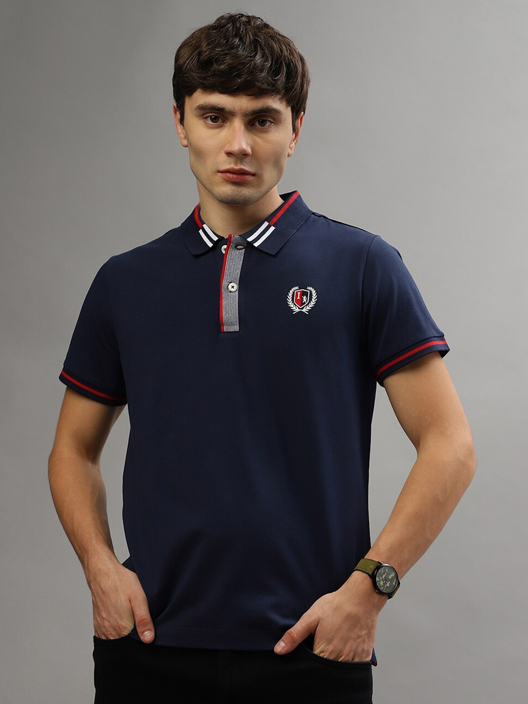 

Iconic Short Sleeved Polo Collar T-shirt, Navy blue