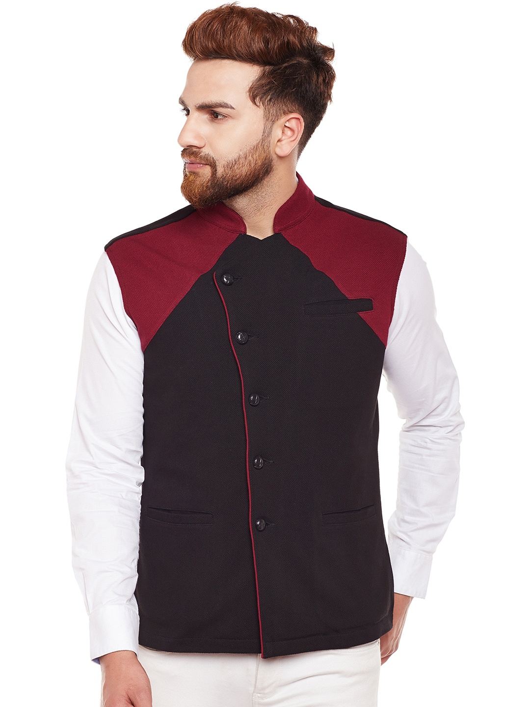 

Hypernation Men Black & Maroon Single-Breasted Nehru Jacket