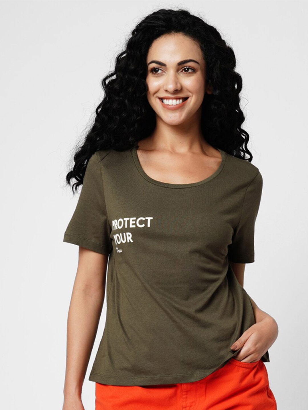 

Vero Moda Typography Printed Pure Cotton T-shirt, Olive