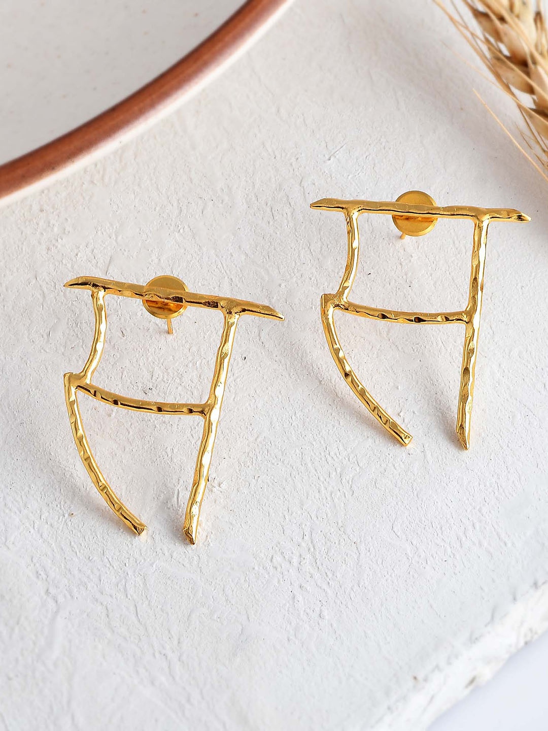 

ZURII Brass-Plated Classic Drop Earrings, Gold