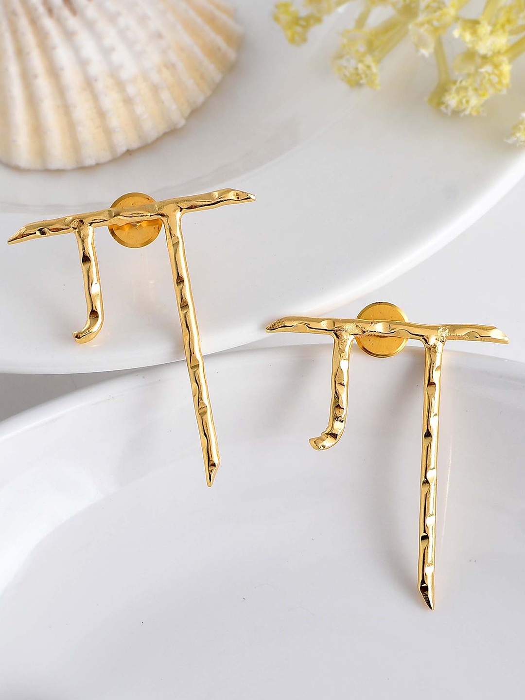 

ZURII Brass-Plated Classic Drop Earrings, Gold