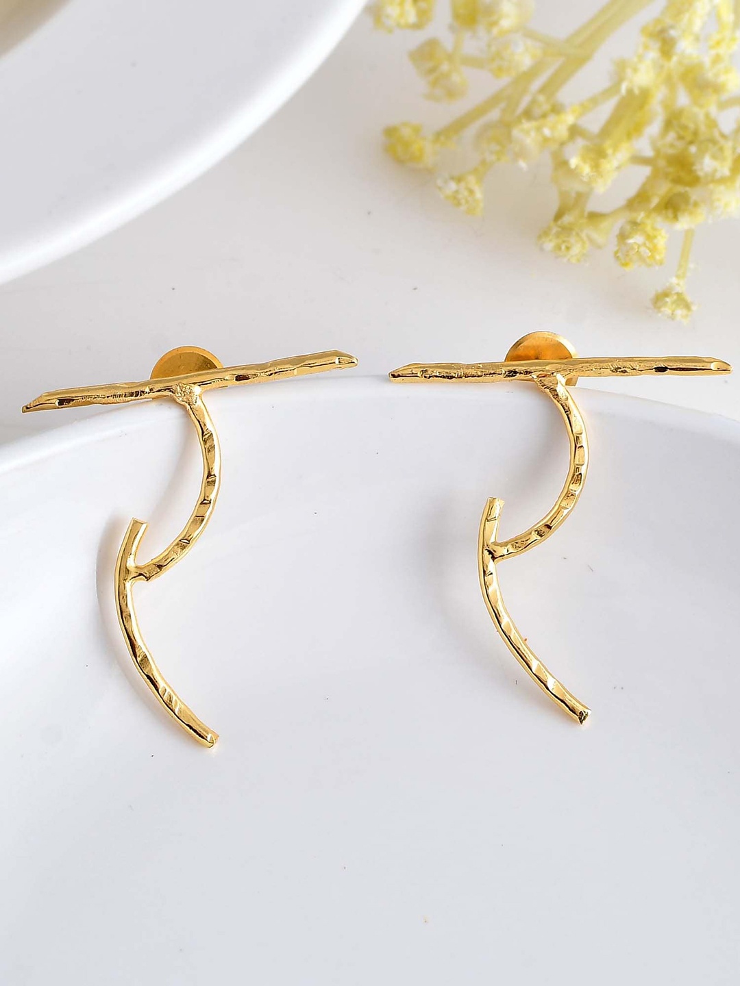 

ZURII Brass-Plated Classic Drop Earrings, Gold