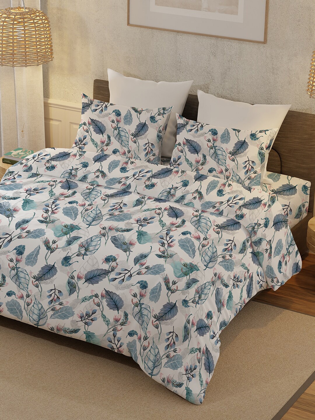 

BELLA CASA Blue and White 400 TC King Superfine Cotton Bedsheet with 2 Pillow Covers