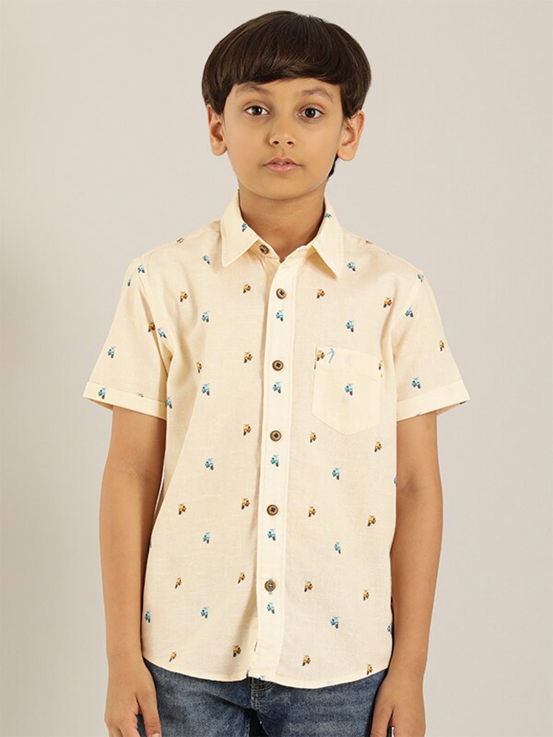 

Indian Terrain Boys Floral Printed Pure Cotton Casual Shirt, White