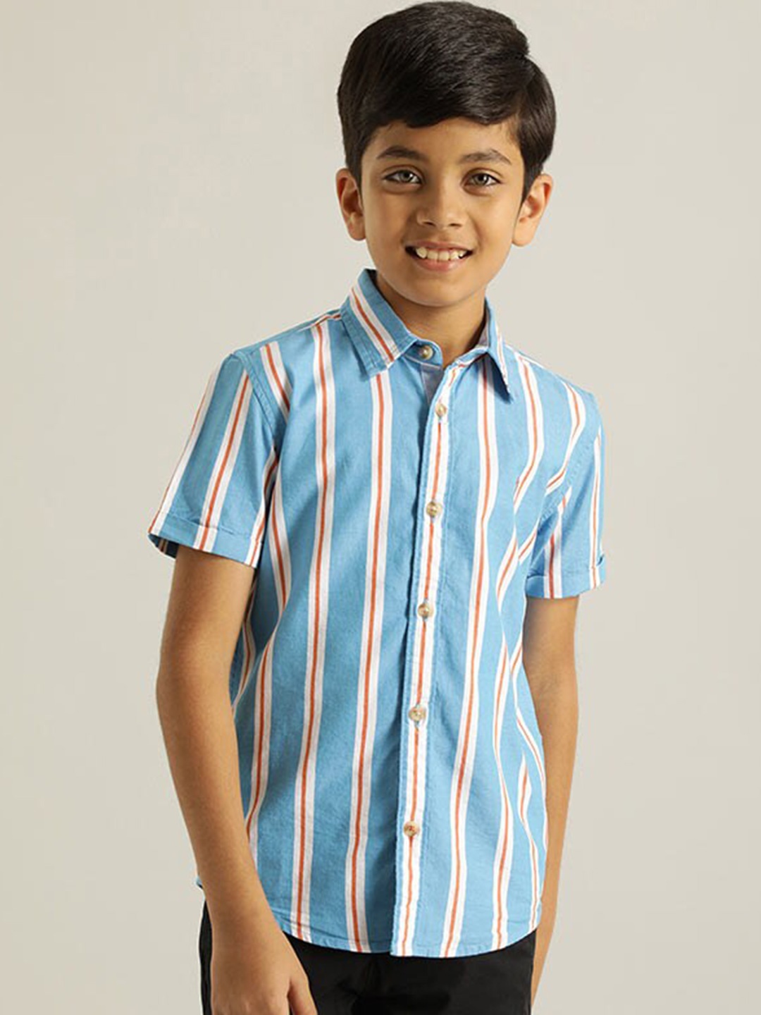 

Indian Terrain Boys Vertical Stripes Pure Cotton Casual Shirt, Blue