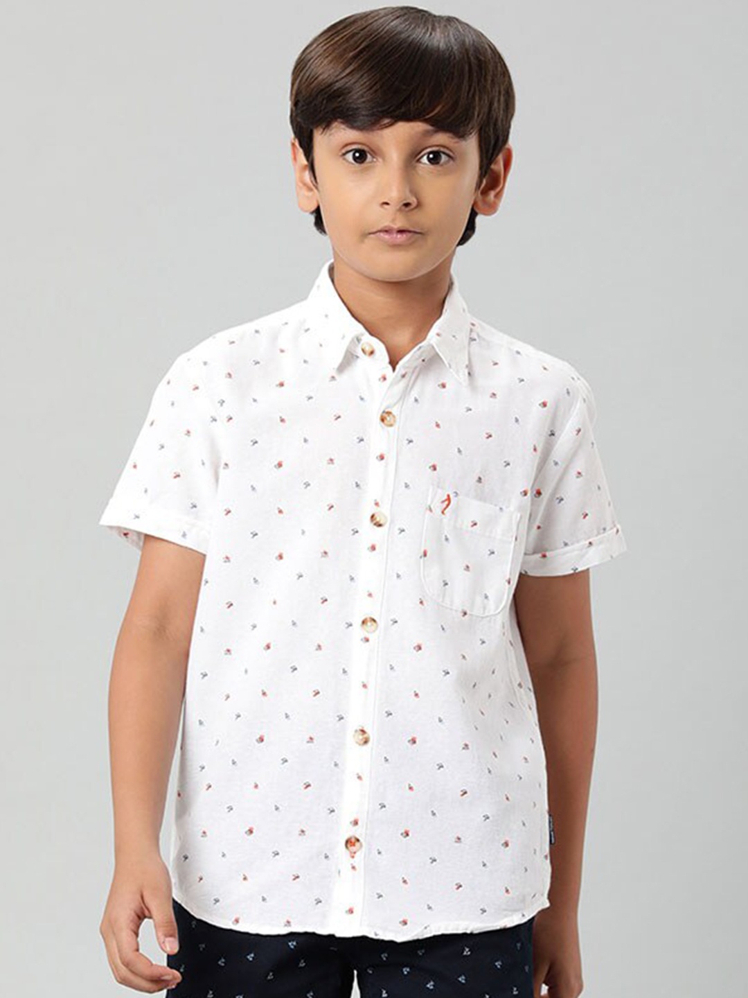 

Indian Terrain Boys Conversational Printed Pure Cotton Casual Shirt, White