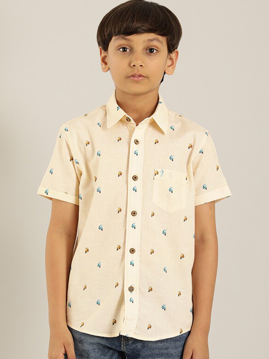 

Indian Terrain Boys Conversational Printed Pure Cotton Casual Shirt, Cream