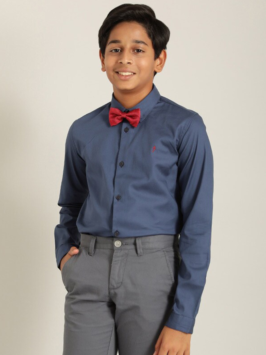 

Indian Terrain Boys Cotton Party Shirt, Navy blue