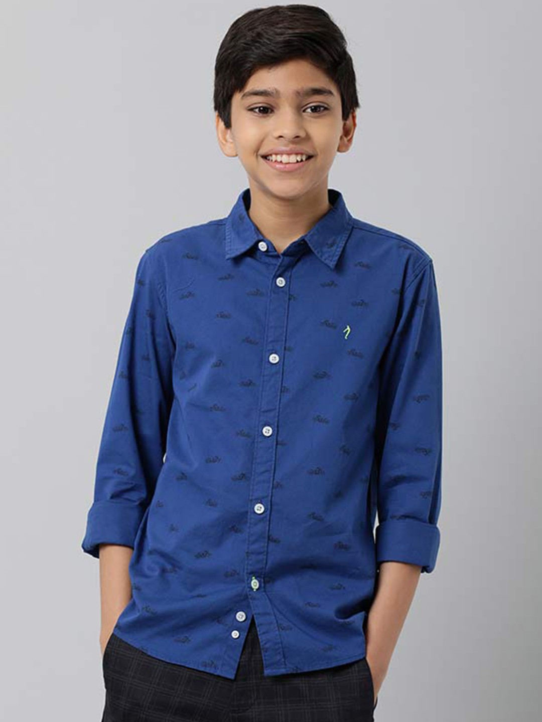 

Indian Terrain Boys Graphic Printed Pure Cotton Casual Shirt, Navy blue