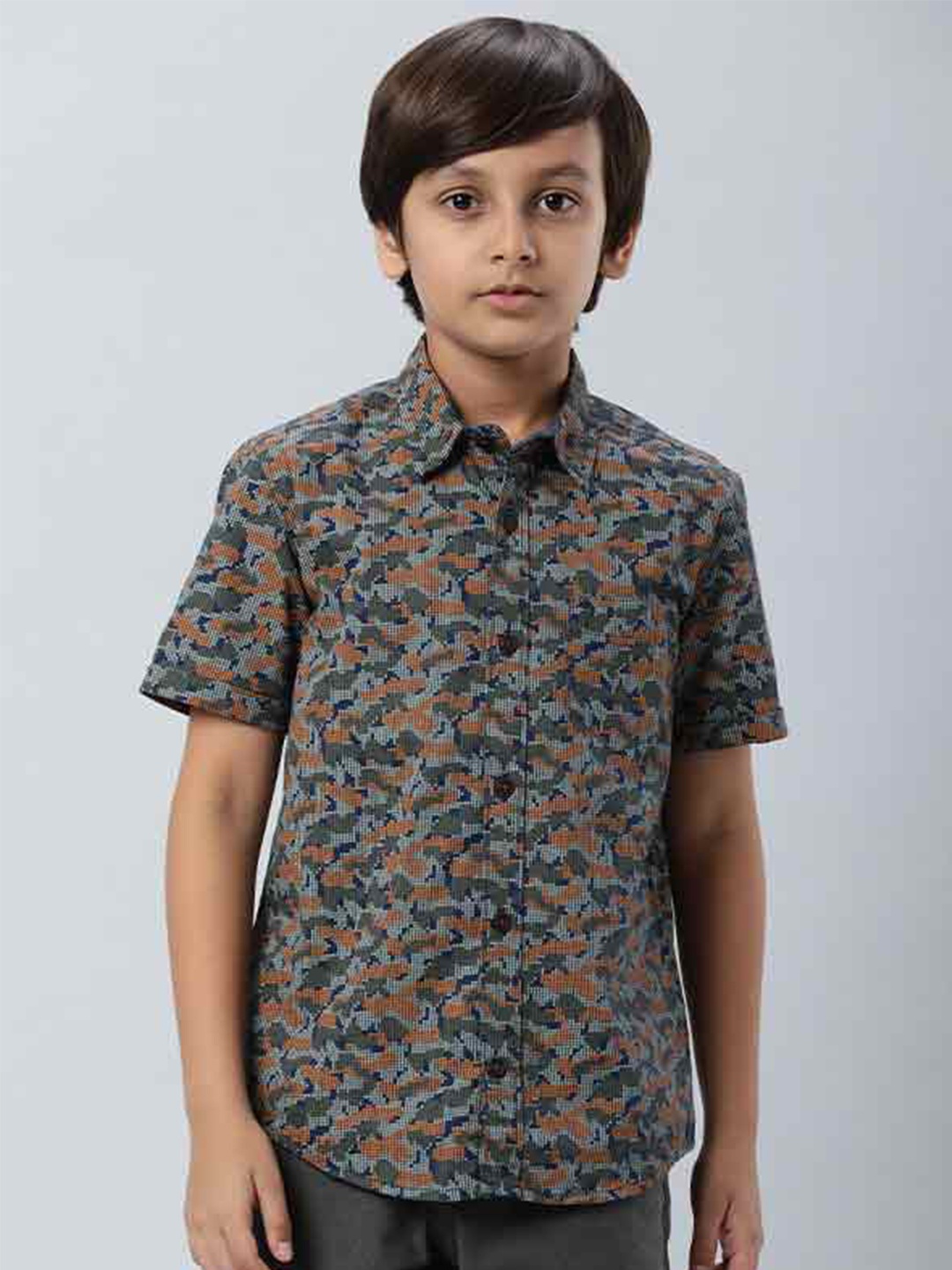 

Indian Terrain Boys Abstract Printed Pure Cotton Casual Shirt, Green