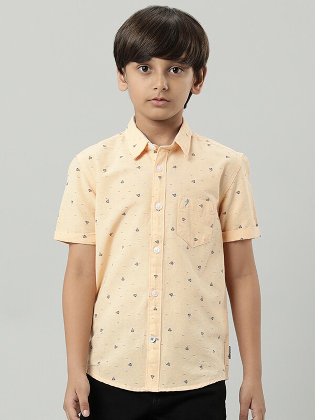 

Indian Terrain Boys Printed Casual Shirt, Peach