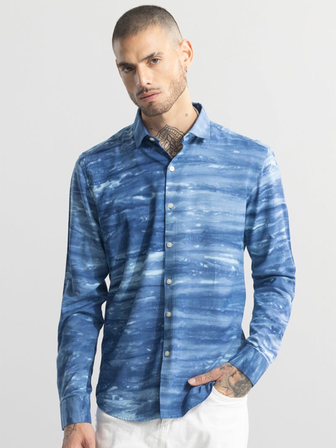 

Snitch Blue Classic Slim Fit Tie and Dye Printed Casual Shirt