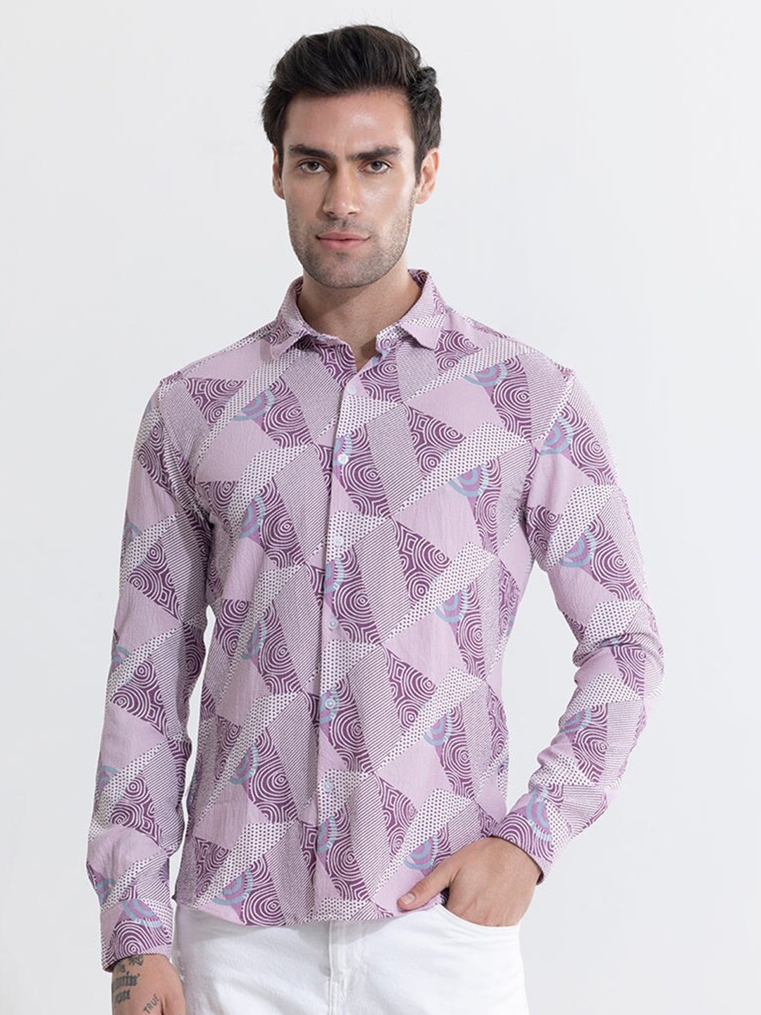 

Snitch Lavender Classic Slim Fit Abstract Printed Casual Shirt