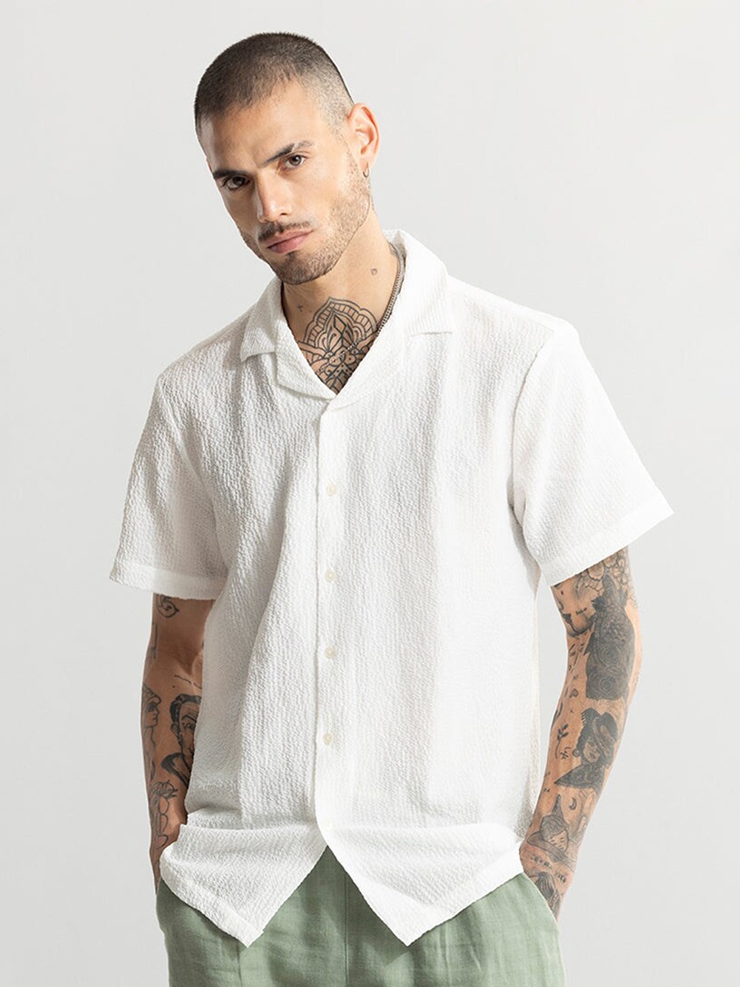 

Snitch Classic Fit Oversized Fit Cuban Collar Self Design Casual Shirt, White