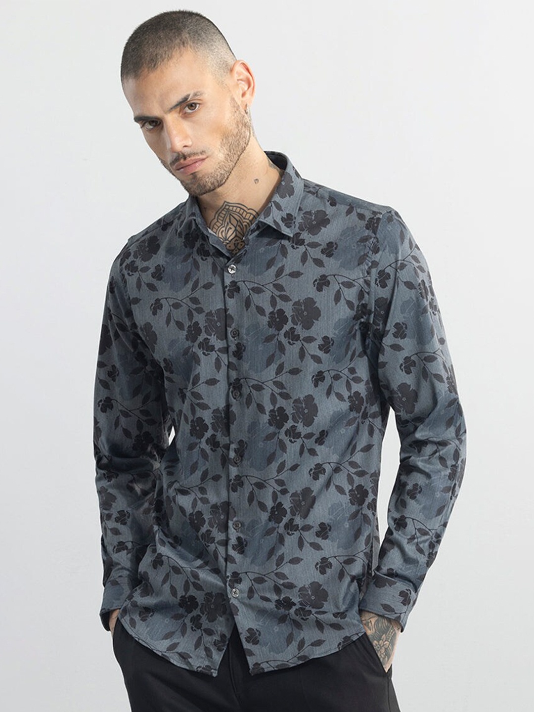 

Snitch Grey Classic Slim Fit Printed Cotton Casual Shirt