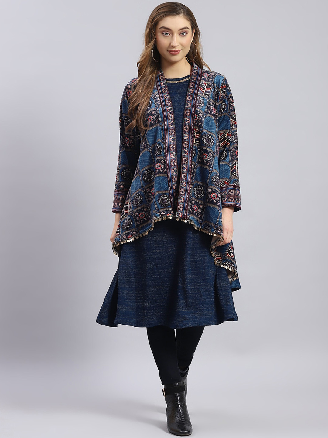 

Monte Carlo Woollen Kurta With Shrug, Blue