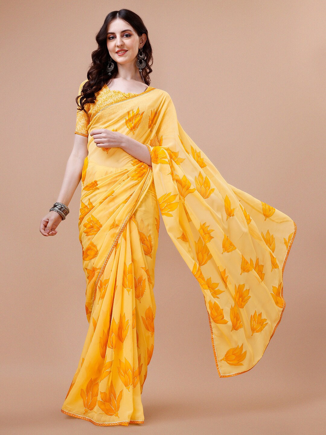 

Dori Floral Printed Pure Chiffon Saree, Yellow