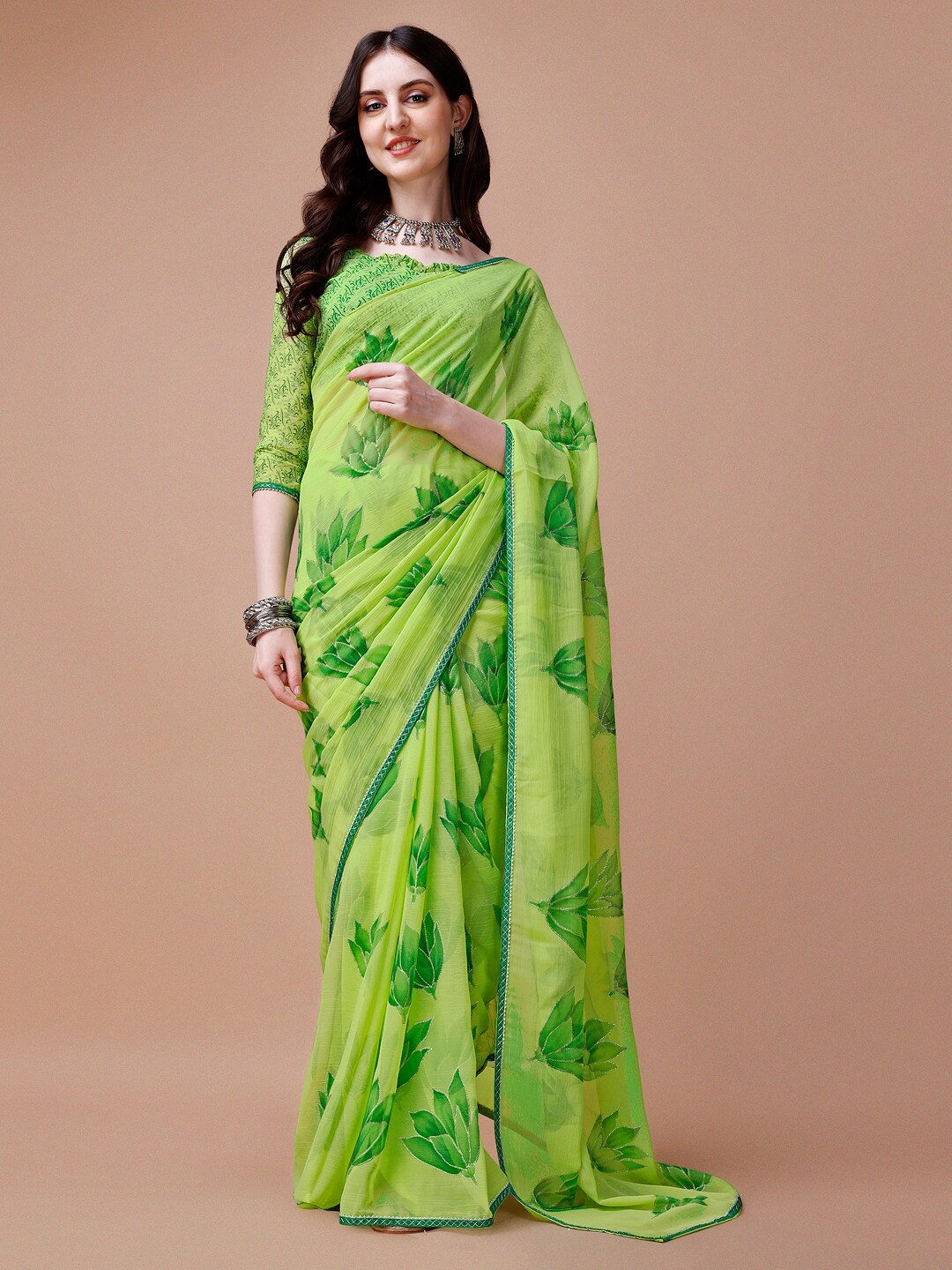 

Dori Floral Printed Pure Chiffon Saree, Green