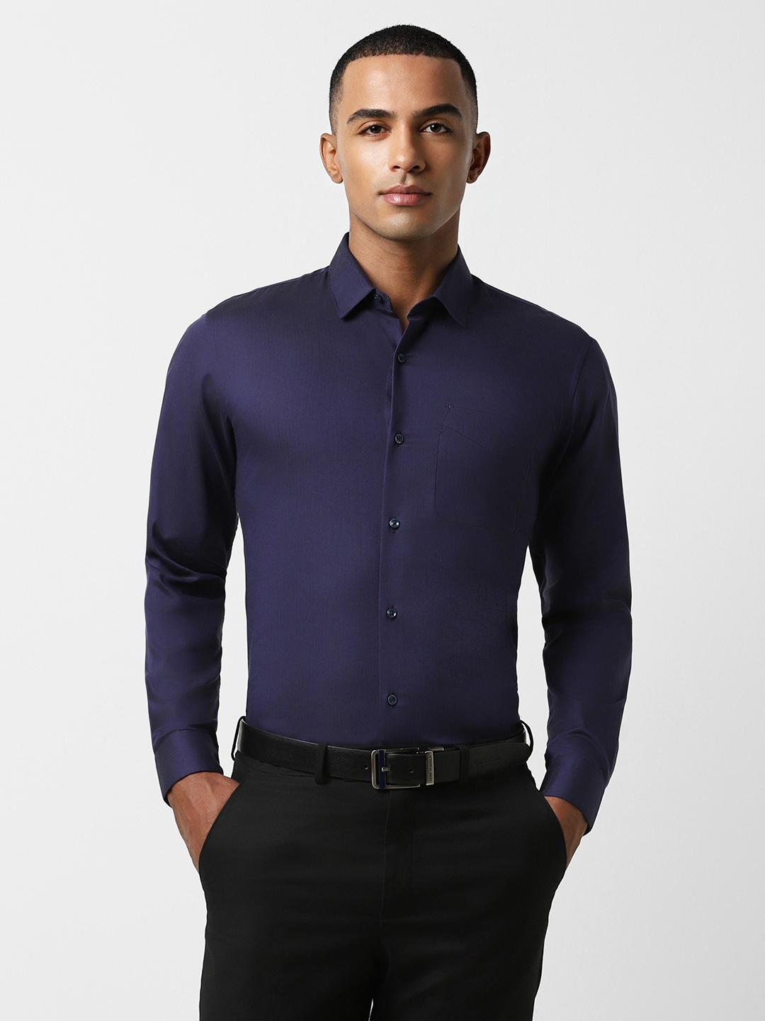 

Peter England Men Navy Blue Formal Shirt