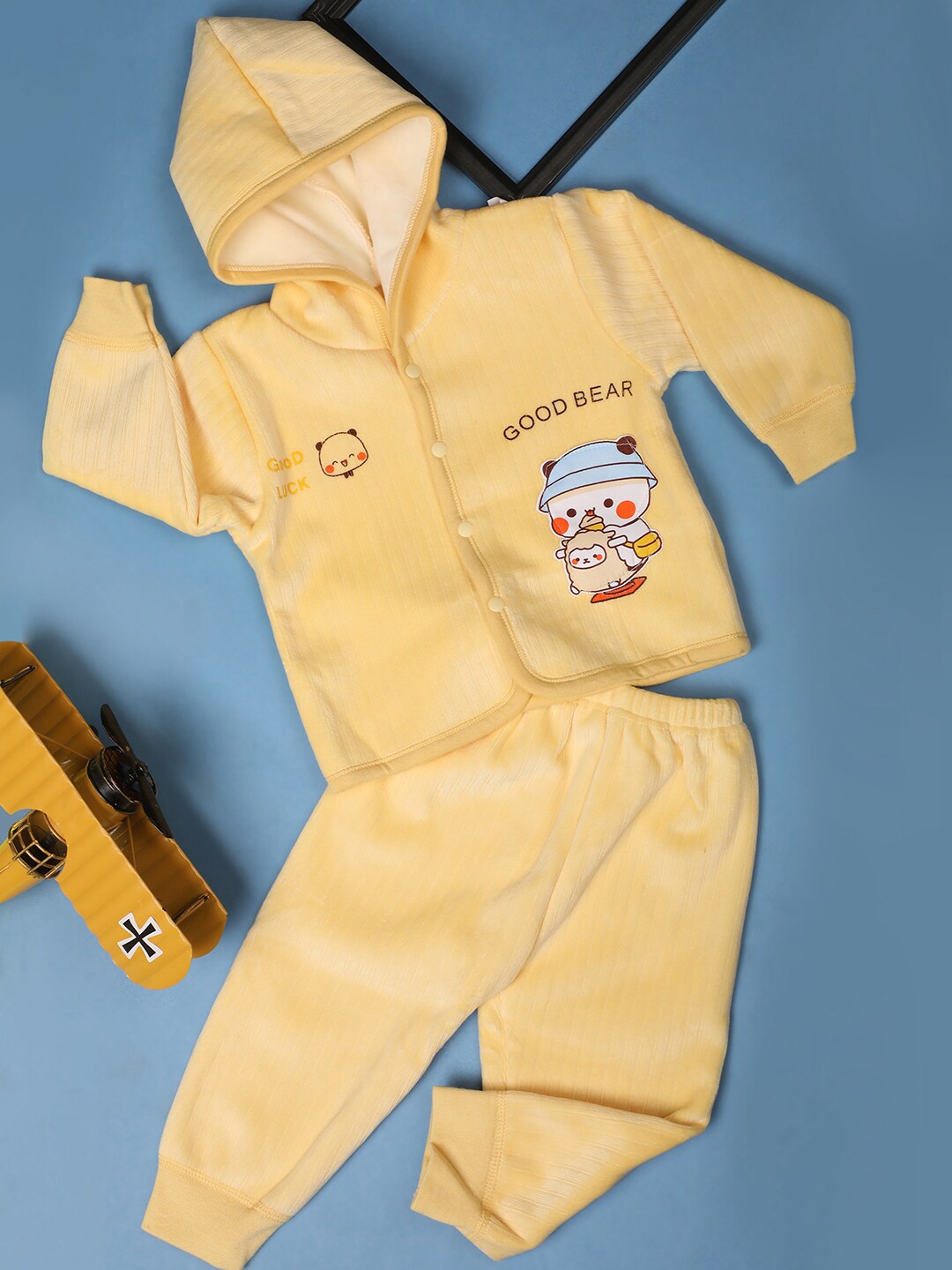 

V-Mart Kids Printed Pure Cotton T-shirt with Pyjamas, Yellow